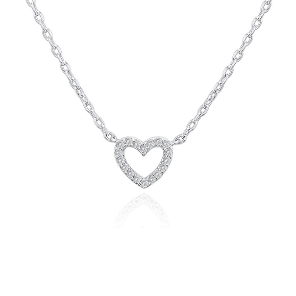 Jewelry - Heart shaped necklace